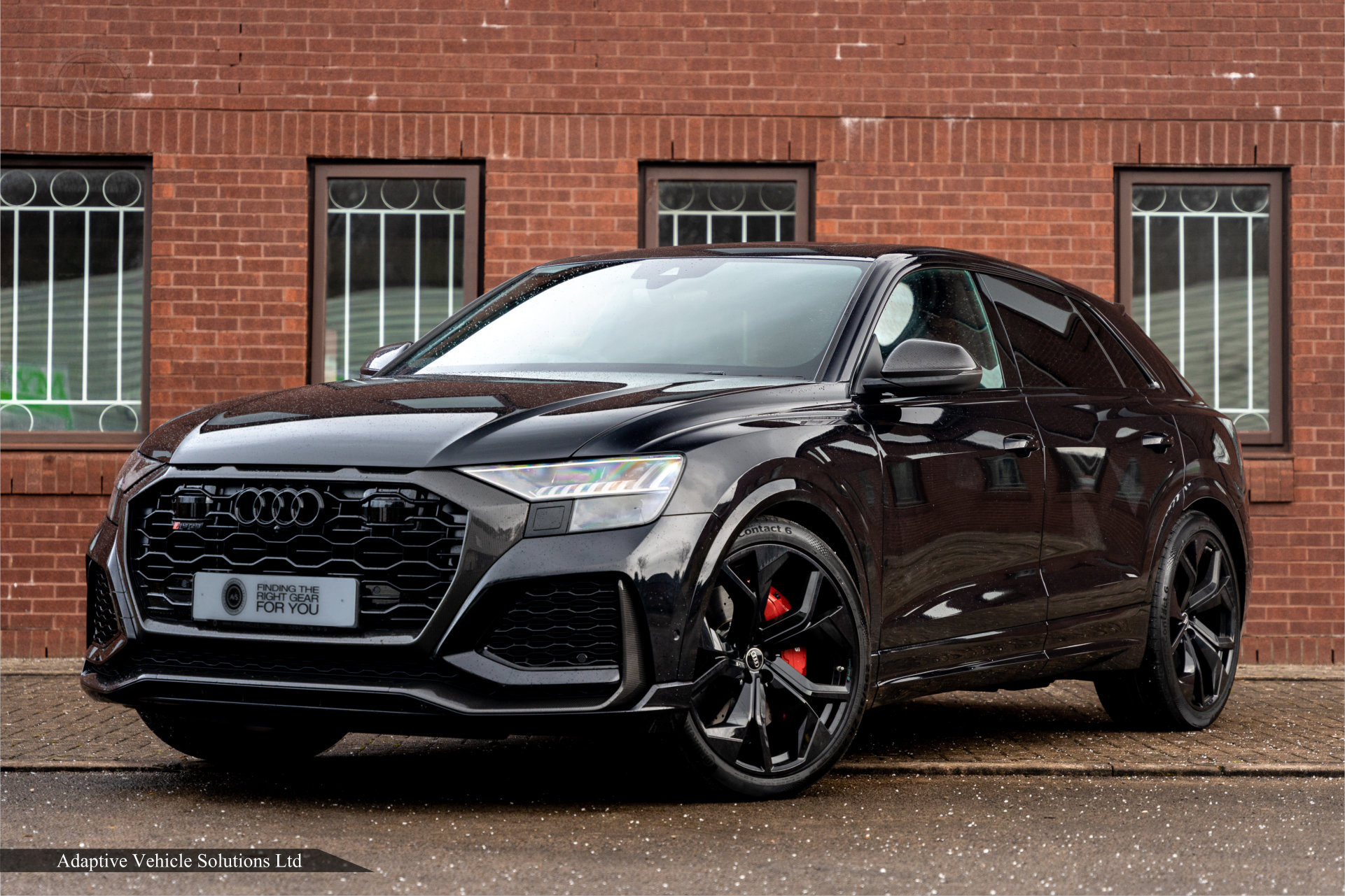 2021 Audi RSQ8 Carbon Edition Black with Black near side front view