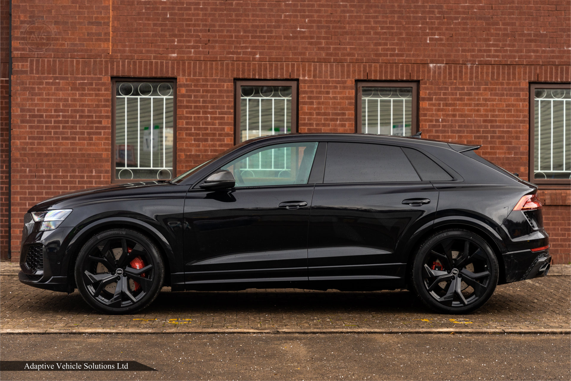 2021 Audi RSQ8 Carbon Edition Black with Black near side view