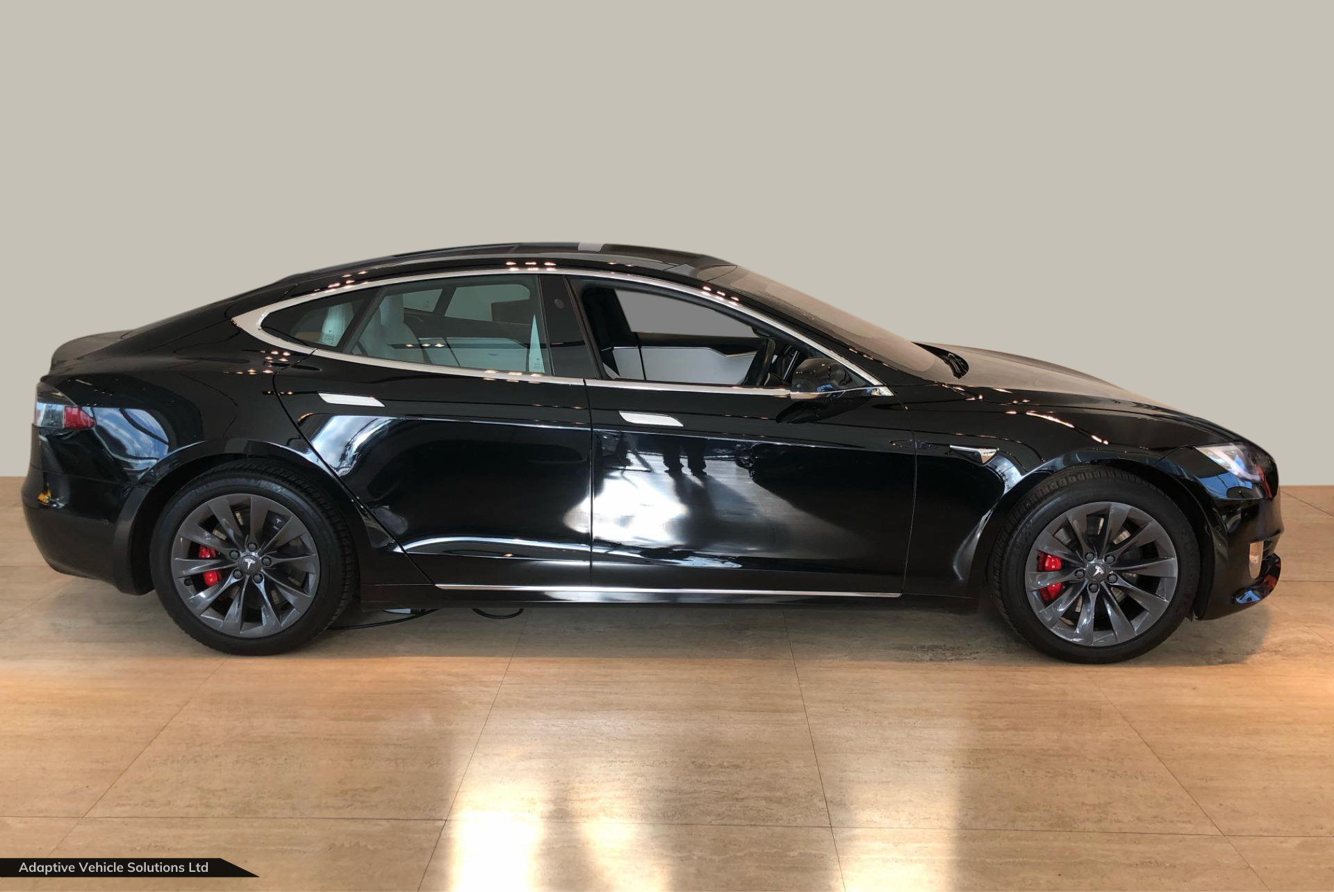 2021 Tesla Model S Performance P100D Ludicrous off side view
