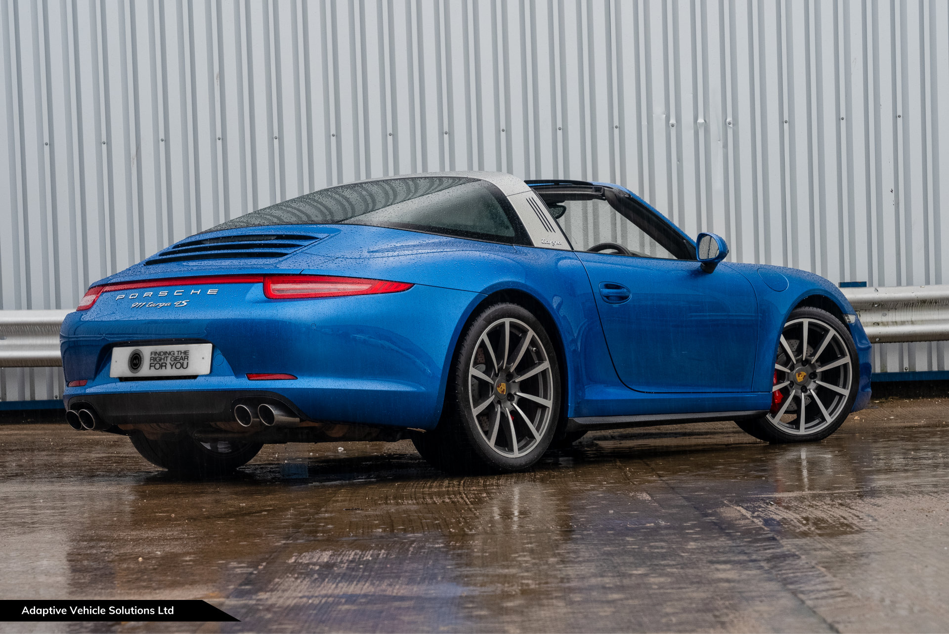 2014 Porsche 911 991 Targa 4S Sapphire Blue off side rear view