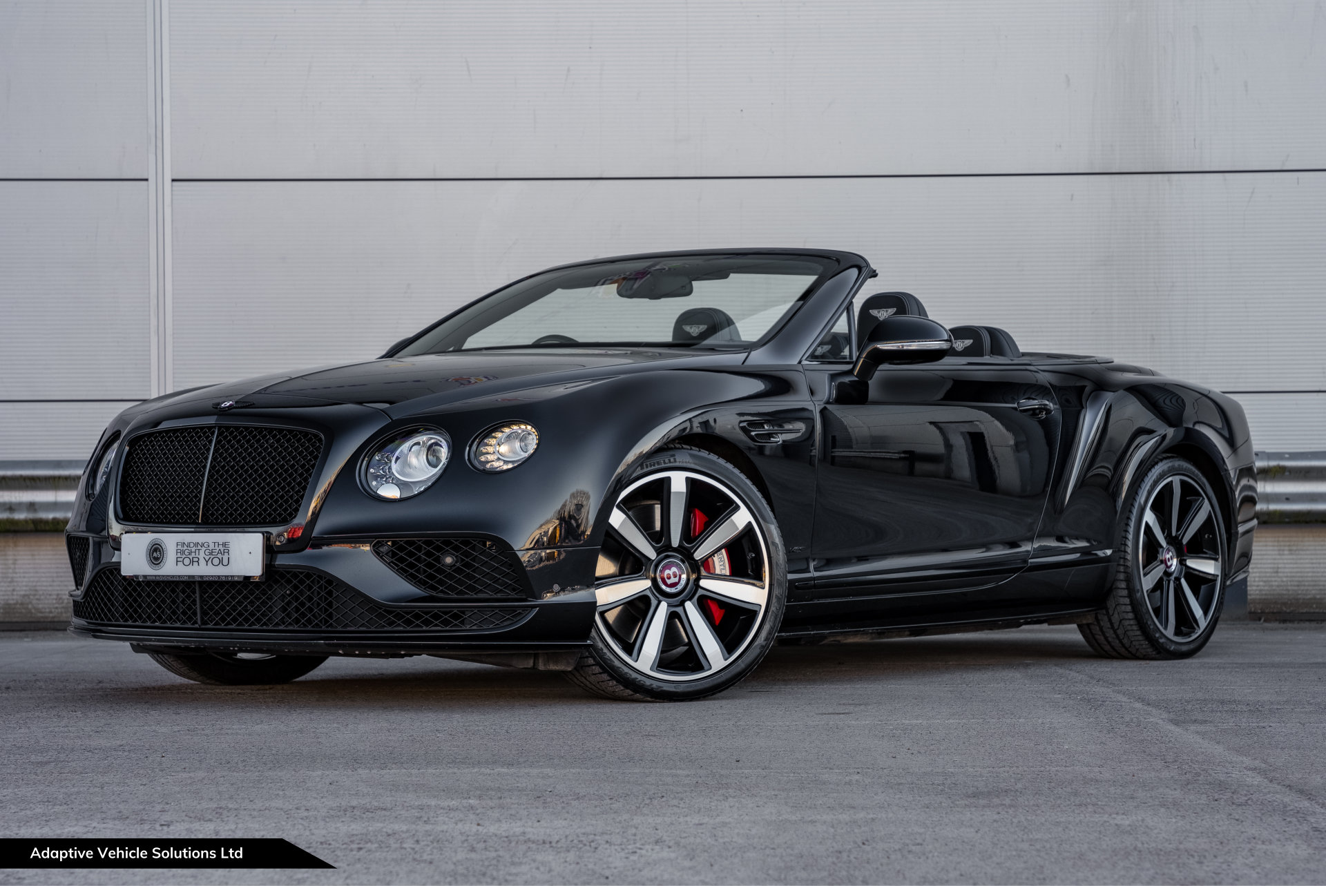 2016 Bentley Continental GTC V8 S Mulliner DS Black near side front view