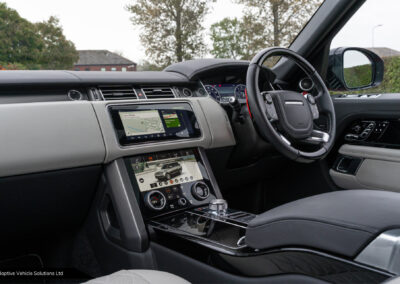 2019 Range Rover SVAutobiography passenger side view