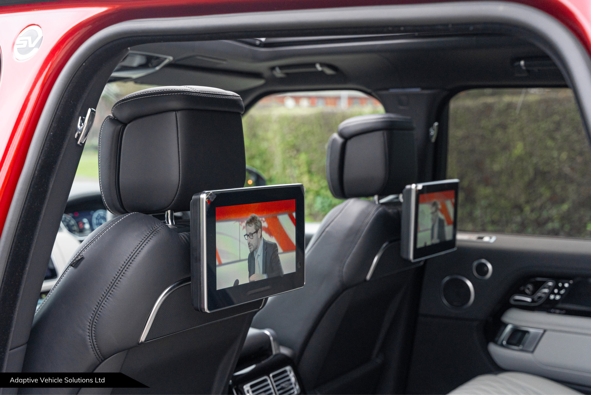 2019 Range Rover SVAutobiography rear entertainment