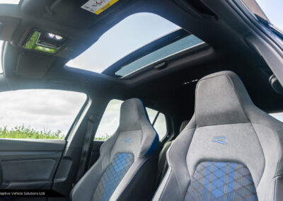 2021 Volkswagen Golf R panoramic sunroof
