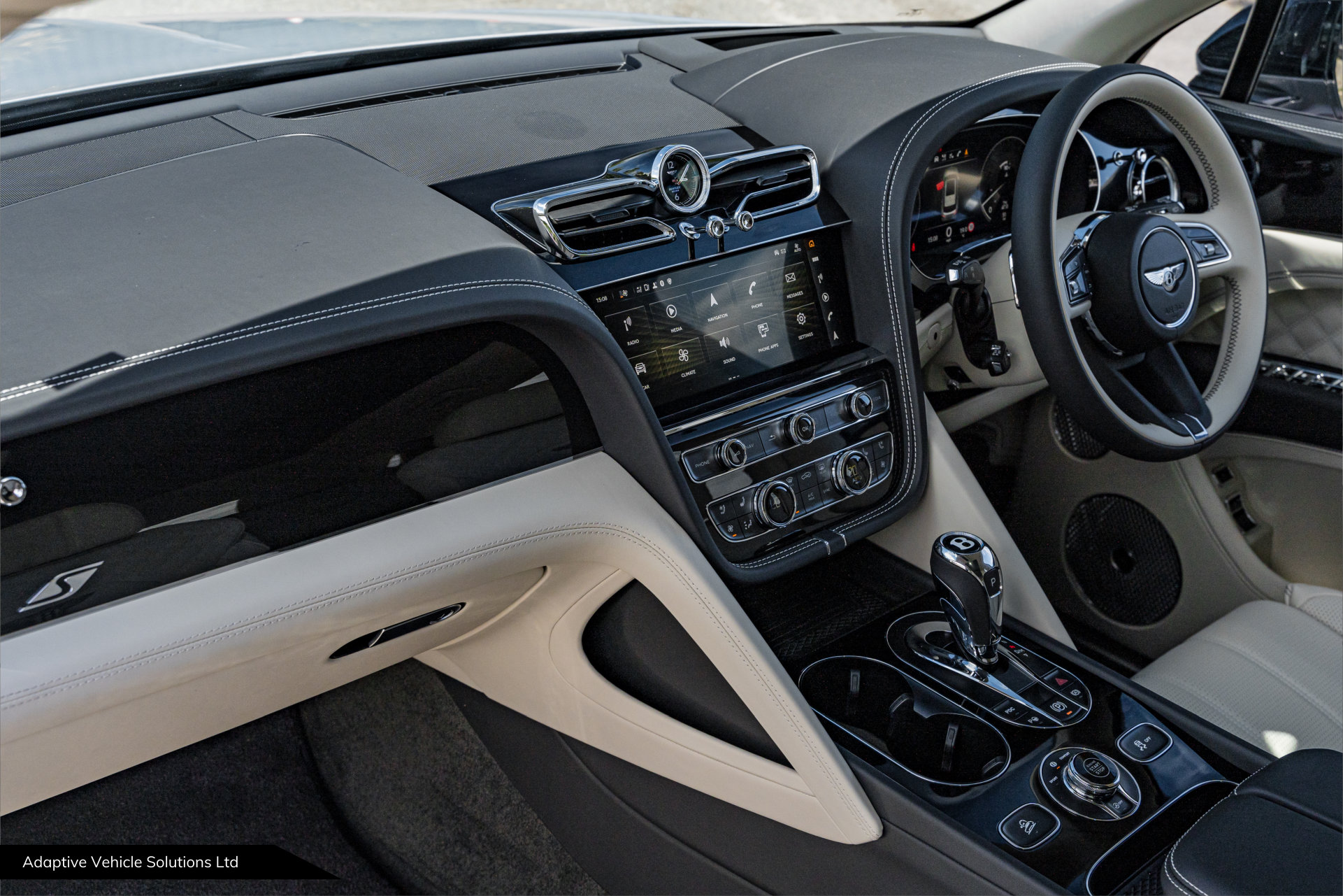 2022 Bentley Bentayga S V8 Extreme Silver passenger side interior view
