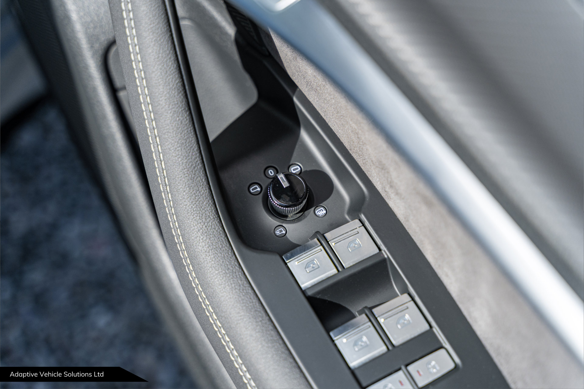 2020 Audi RS6 Launch Edition Nardo Grey mirror controls