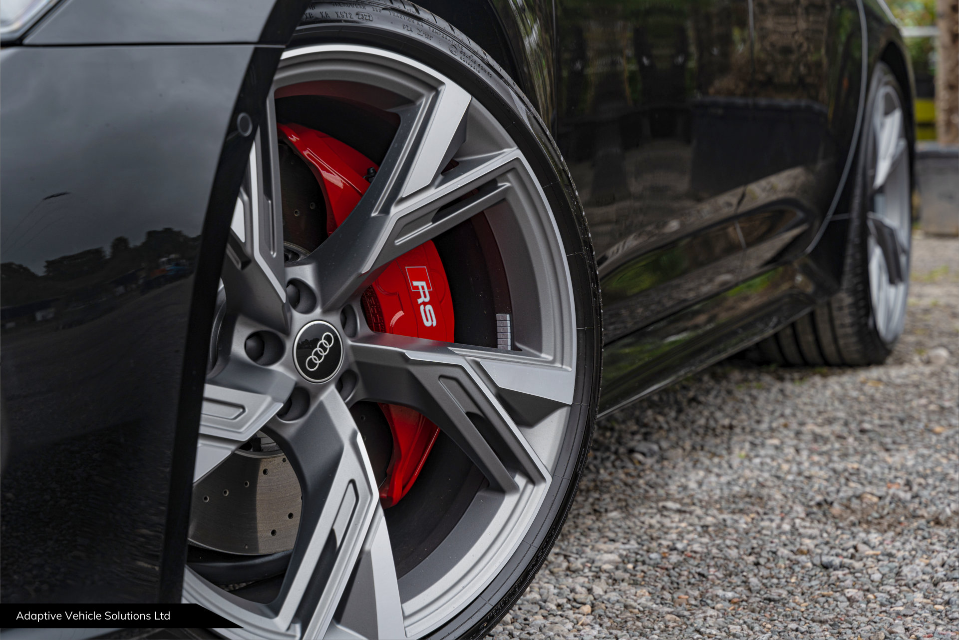 Audi RS6 Vorsprung Mythos Black near side red caliper