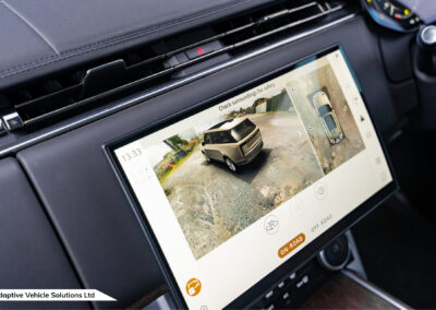 2022 Range Rover D300 HSE Santorini Black 3D surround camera system