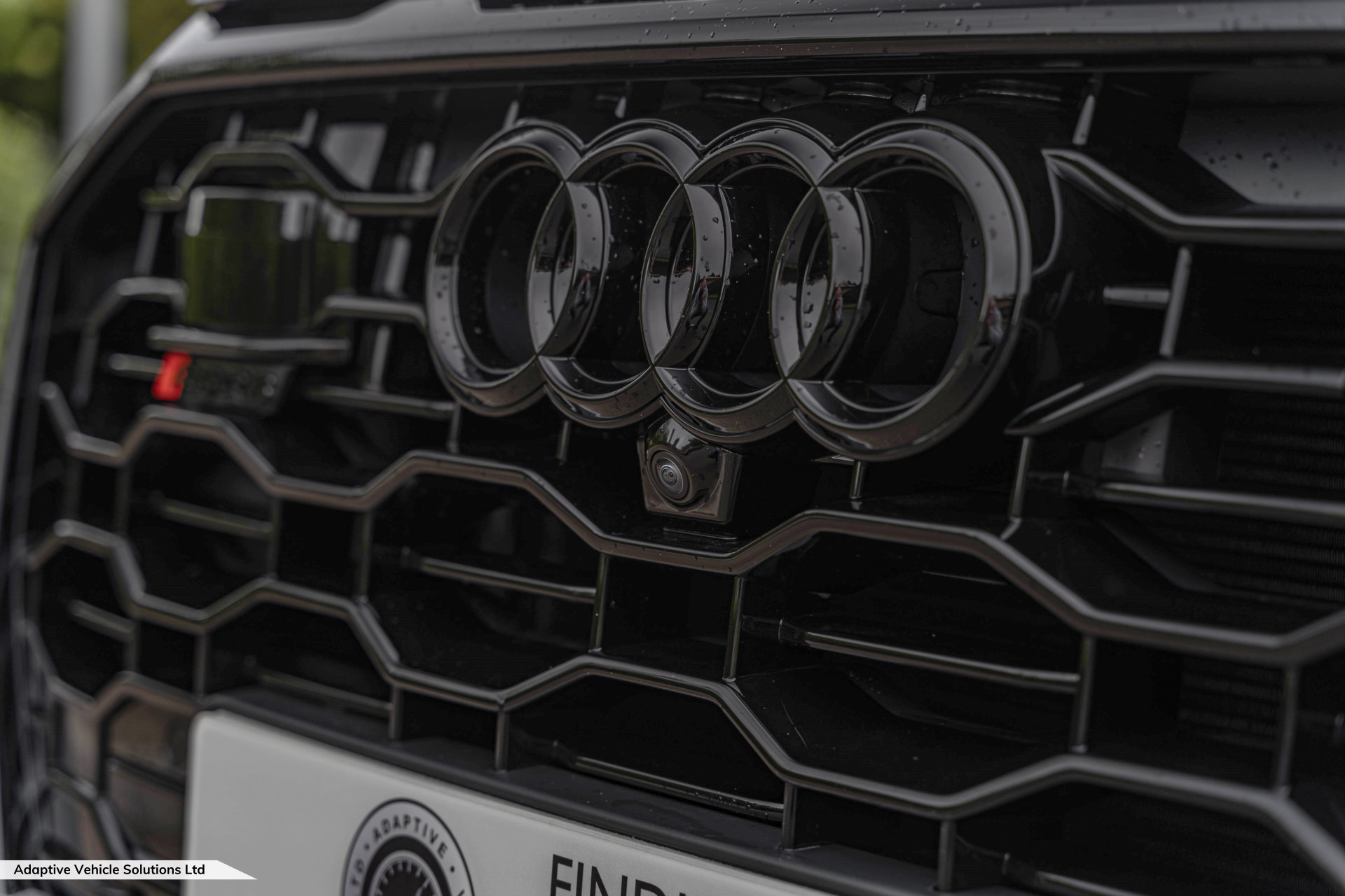 2023 Audi RSQ8 Vorsprung front camera