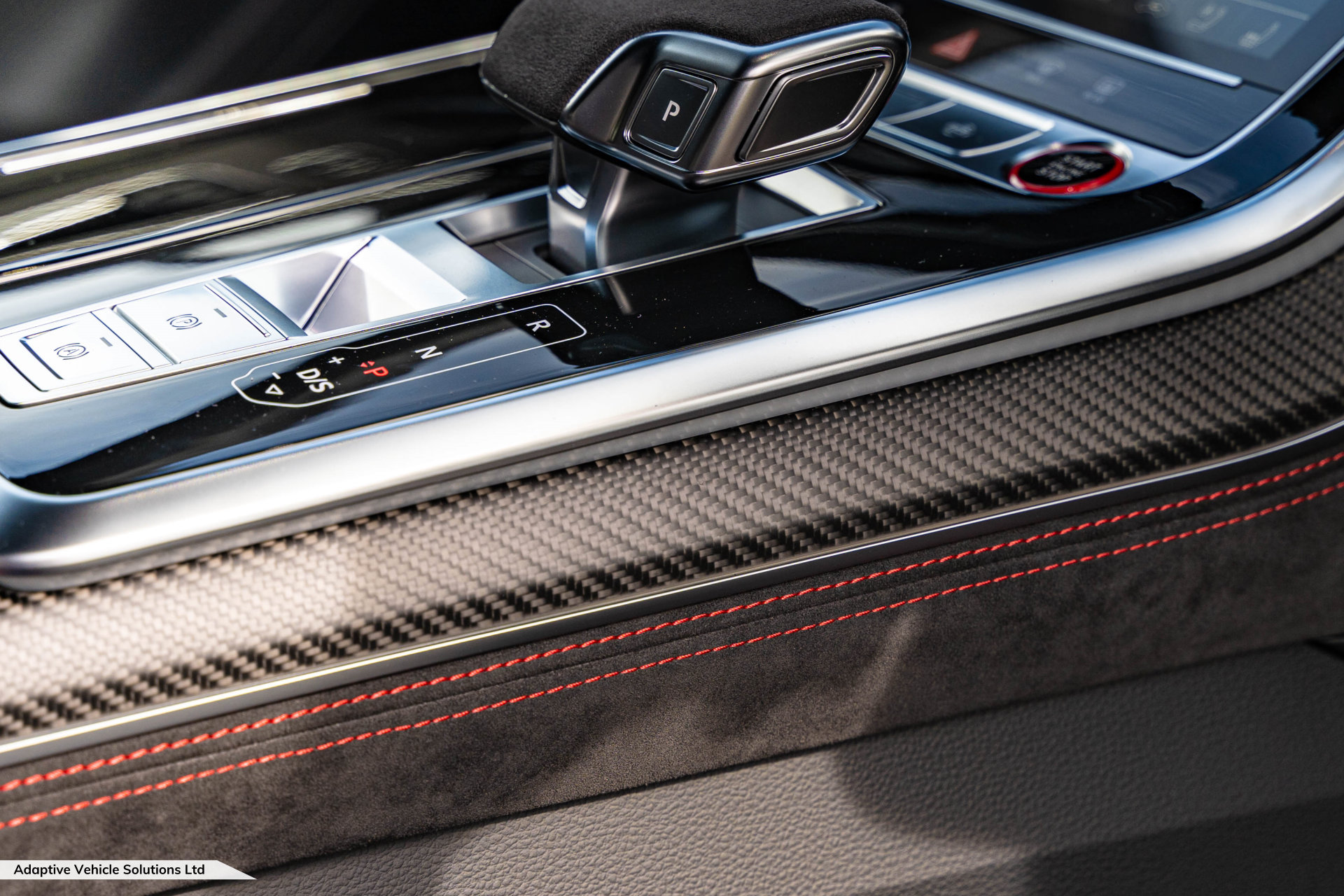 2023 Audi RSQ8 Vorsprung centre console carbon fibre