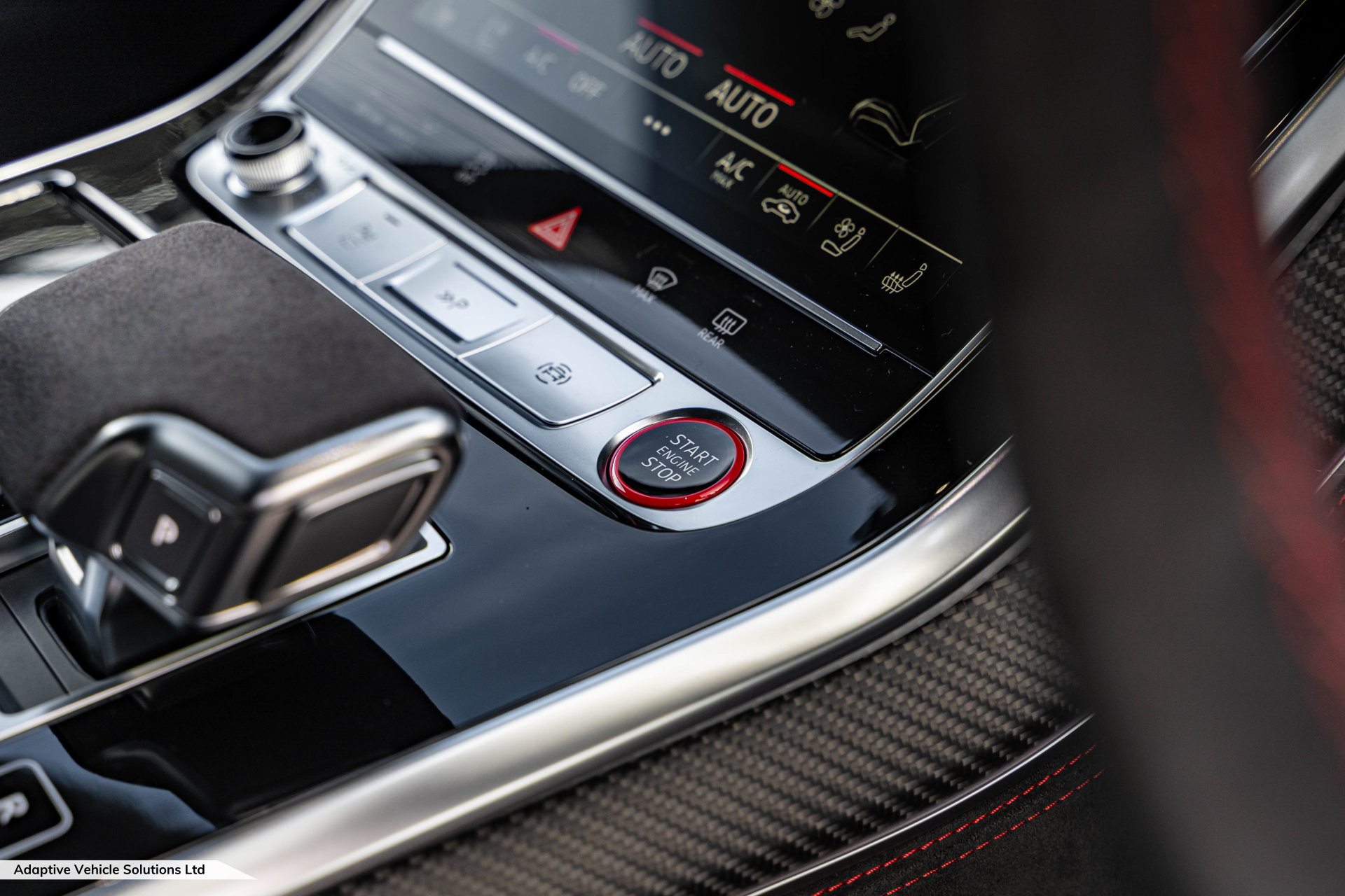 2023 Audi RSQ8 Vorsprung start stop button