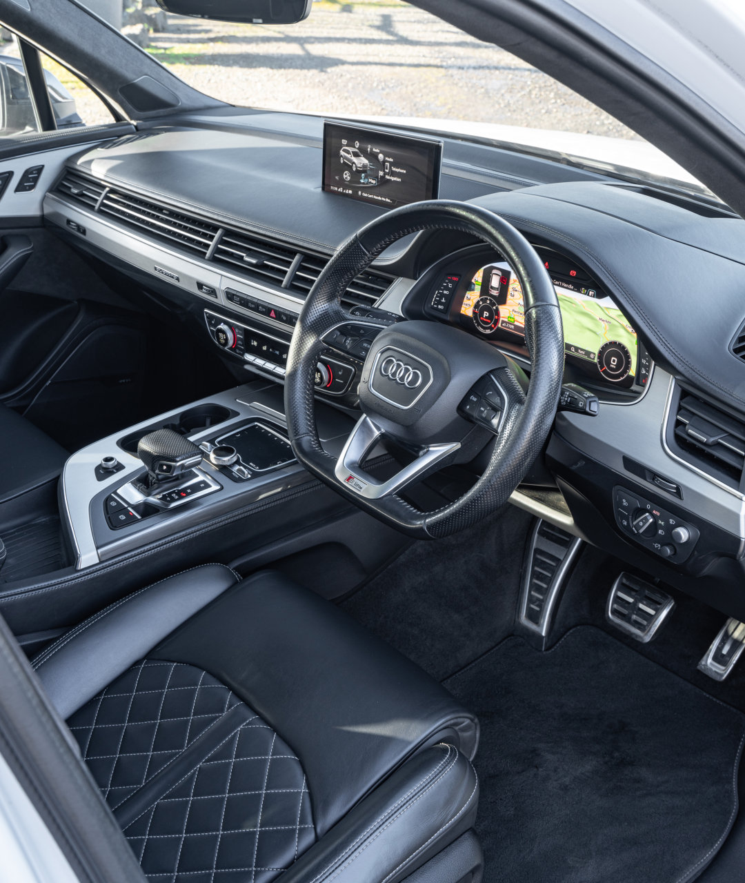2019 Audi Q7 Vorsprung White portrait driver side interior