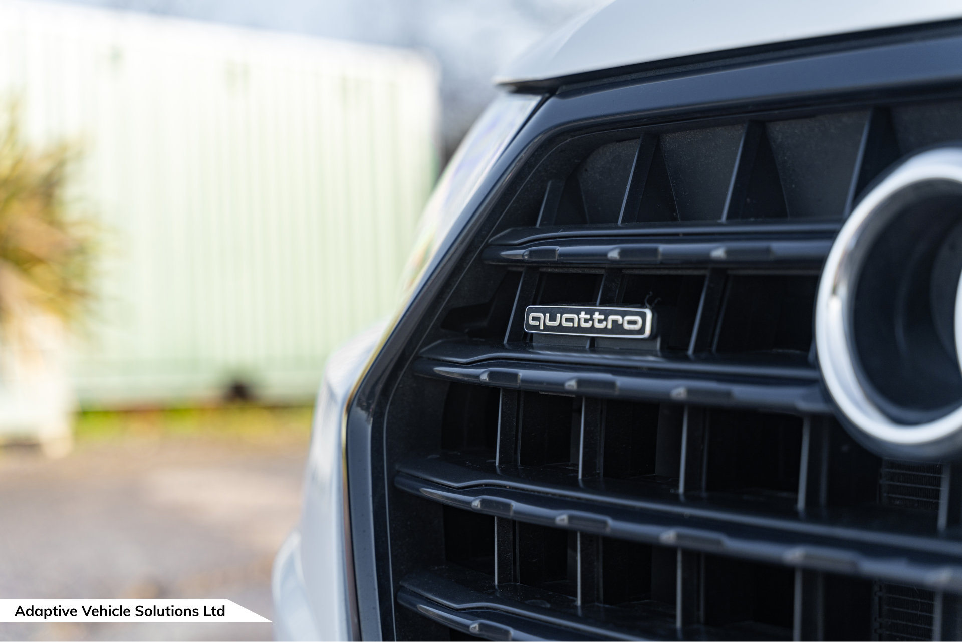 2019 Audi Q7 Vorsprung White quattro badge