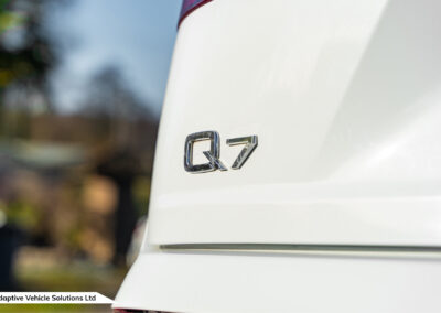 2019 Audi Q7 Vorsprung White rear badge