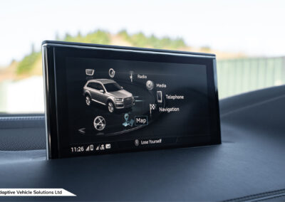 2019 Audi Q7 Vorsprung White infotainment screen