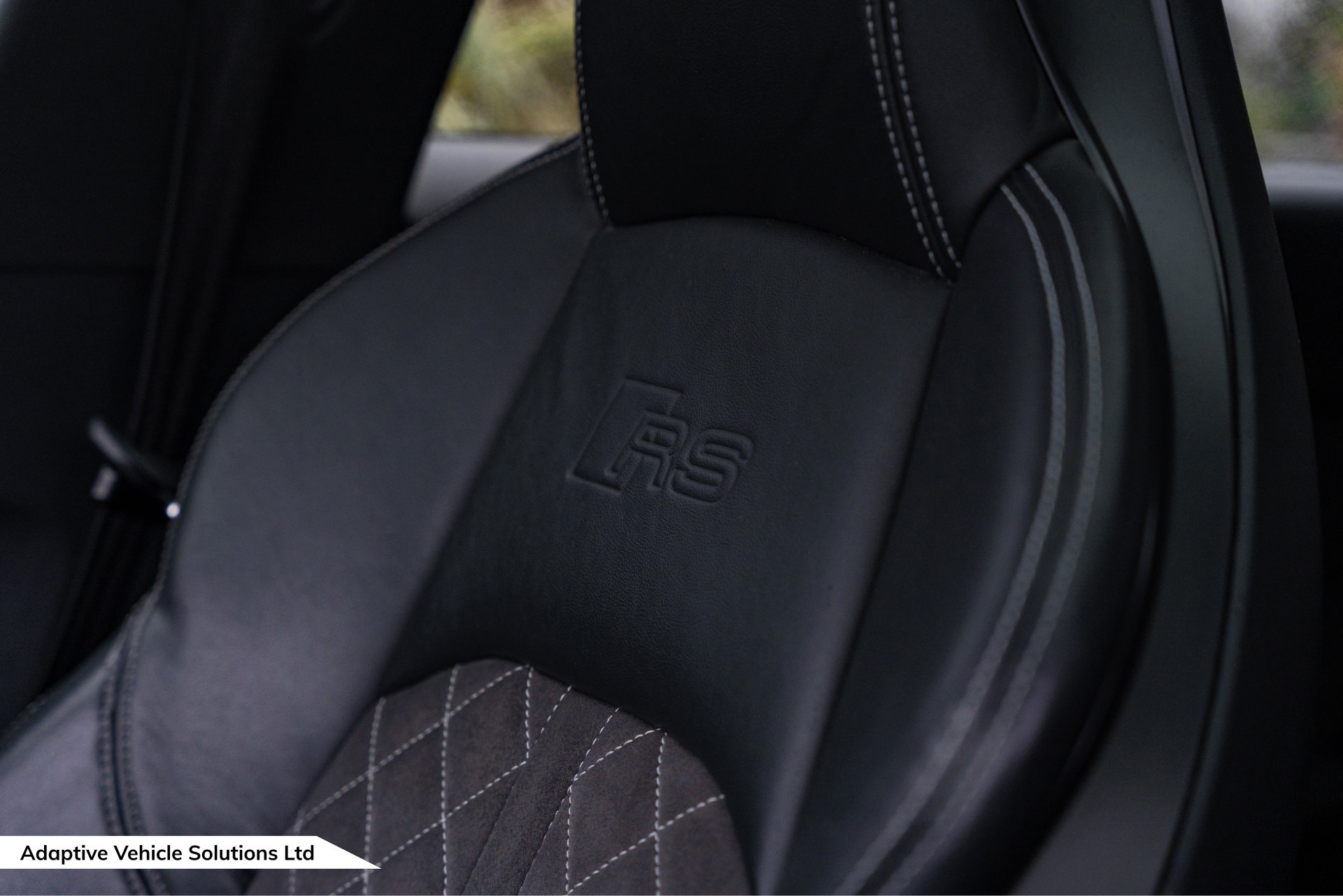 2019 Audi RS4 Avant Sport Edition Nardo Grey embossed seats