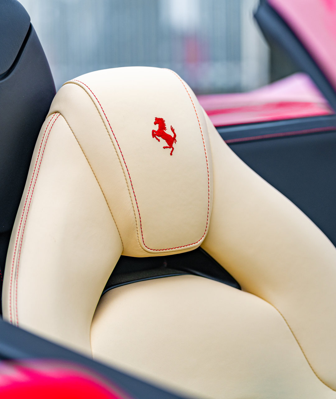 2019 Ferrari 488 Spider GTS Rosso Crema portrait seat backs
