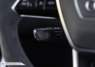 2023 73 Audi RS6 Perf Carbon Vorsprung Towbar adaptive cruise control