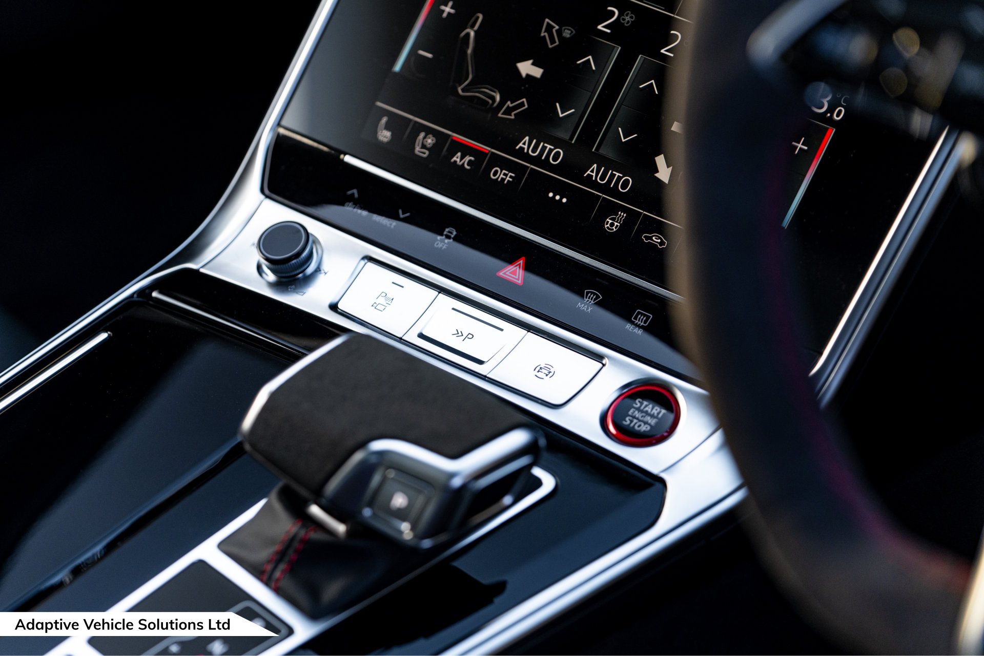 2023 73 Audi RS6 Perf Carbon Vorsprung Towbar driver assistance buttons