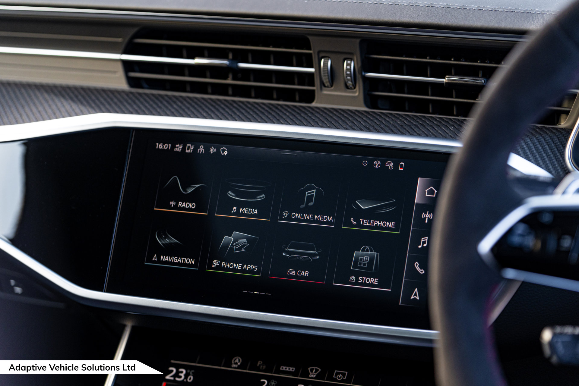 2023 73 Audi RS6 Perf Carbon Vorsprung Towbar main display