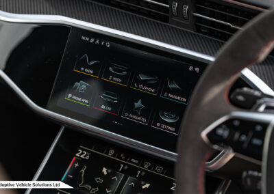 2023 73 Audi RS6 Performance Carbon Vorsprung Daytona Grey infotainment display
