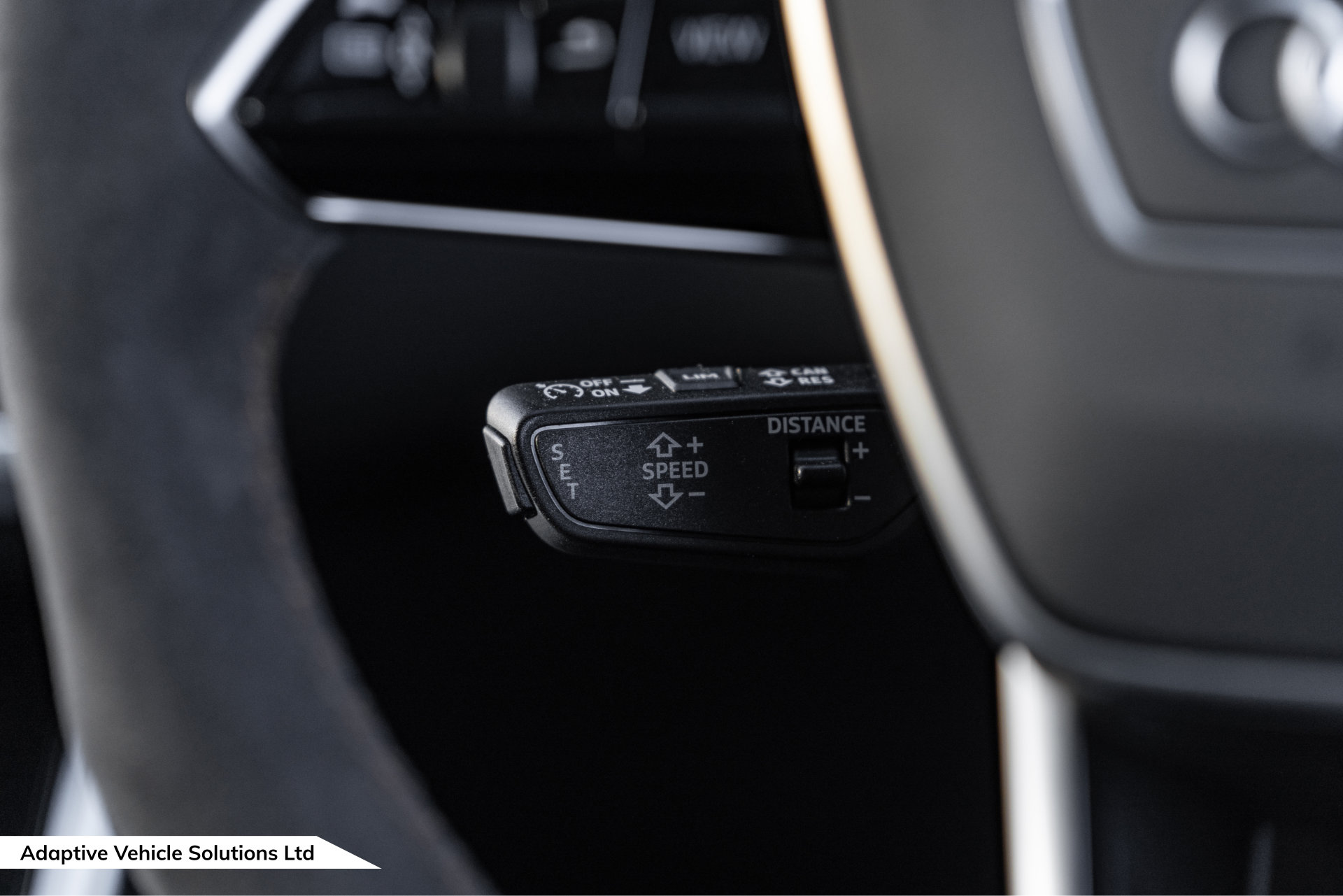 2023 73 Audi RS6 Performance Carbon Vorsprung MLU Towbar adaptive cruise control