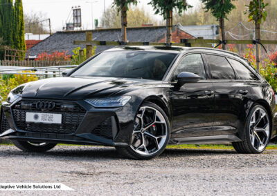 2024 Audi RS6 Performance Carbon Vorsprung Towbar Mythos Black near side