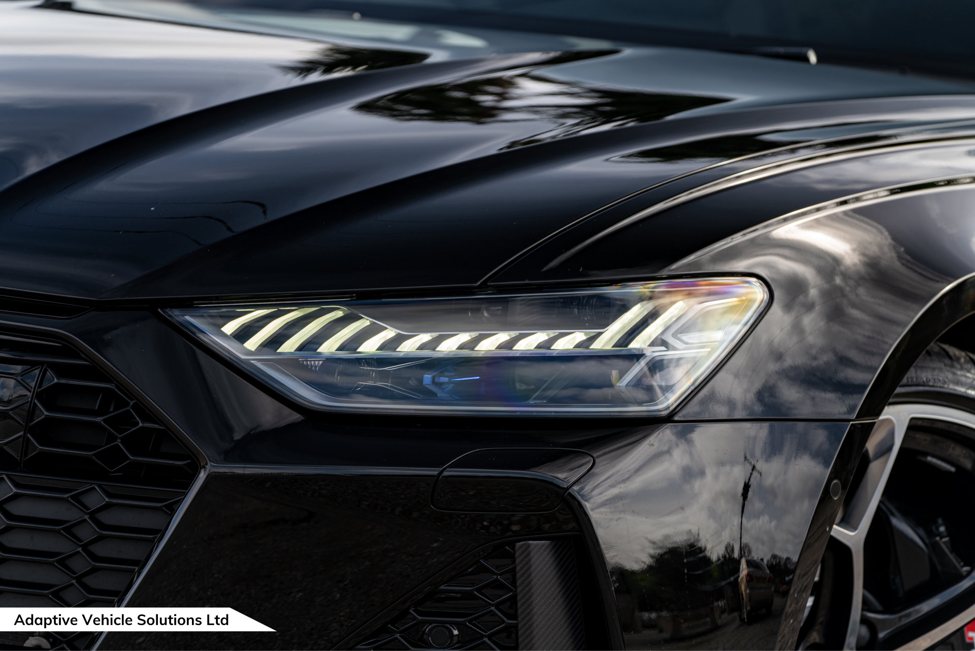 2024 Audi RS6 Performance Carbon Vorsprung Towbar Mythos Black matrix LED headlights