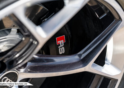 2024 Audi RS6 Performance Carbon Vorsprung Towbar Mythos Black rear calipers
