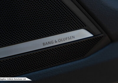 2024 Audi RS6 Performance Carbon Vorsprung Towbar Mythos Black Bang and Olufsen