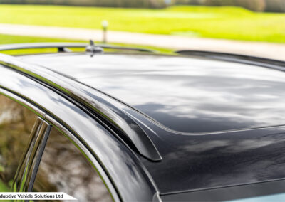 2022 Bentley Bentayga S Black black roof rails