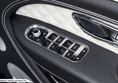 2022 Bentley Bentayga S Black window and mirror controls