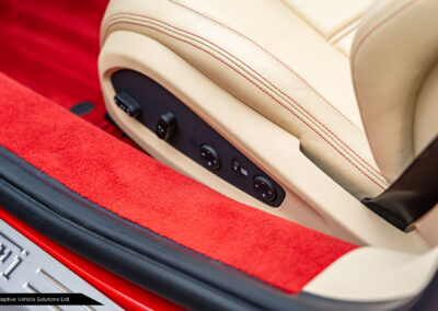 2014 Ferrari 458 Spider Rosso Corsa Crema electric passenger seats