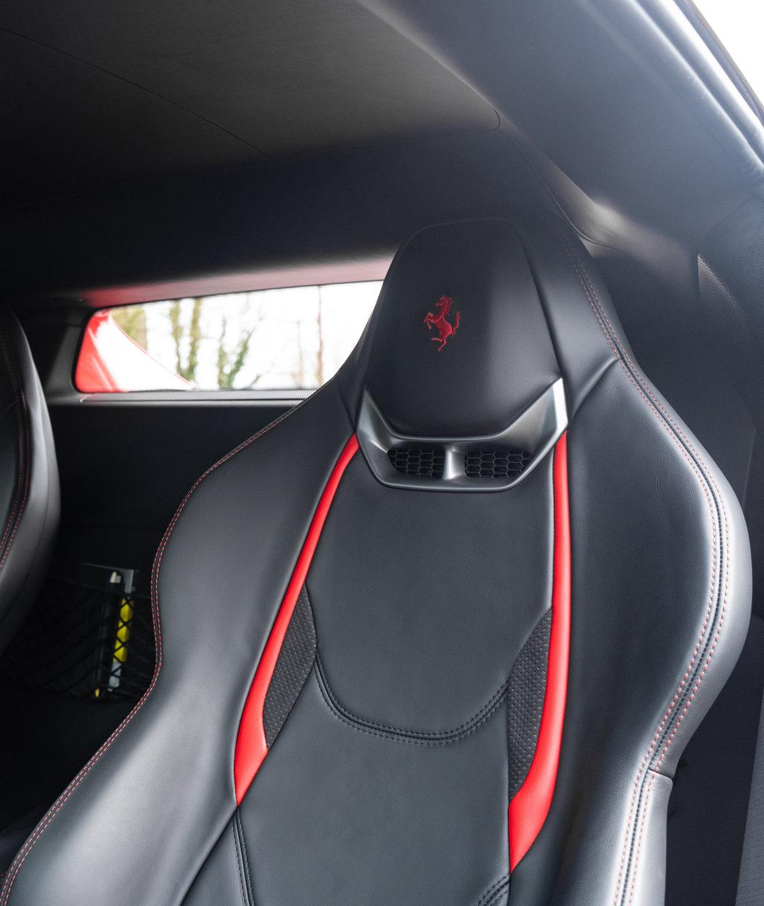 2019 Audi Q7 Vorsprung White portrait dashboard controls