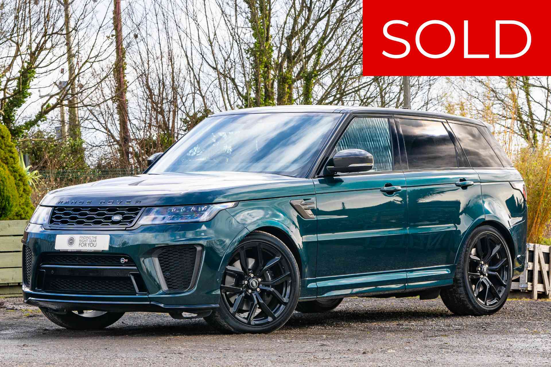 2021 71 Range Rover Sport SVR P575 British Racing Green sold