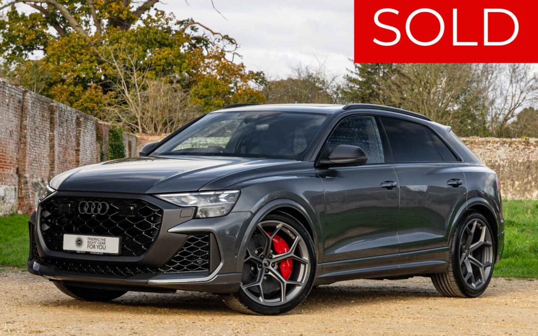 Audi RSQ8 Performance Carbon Vorsprung